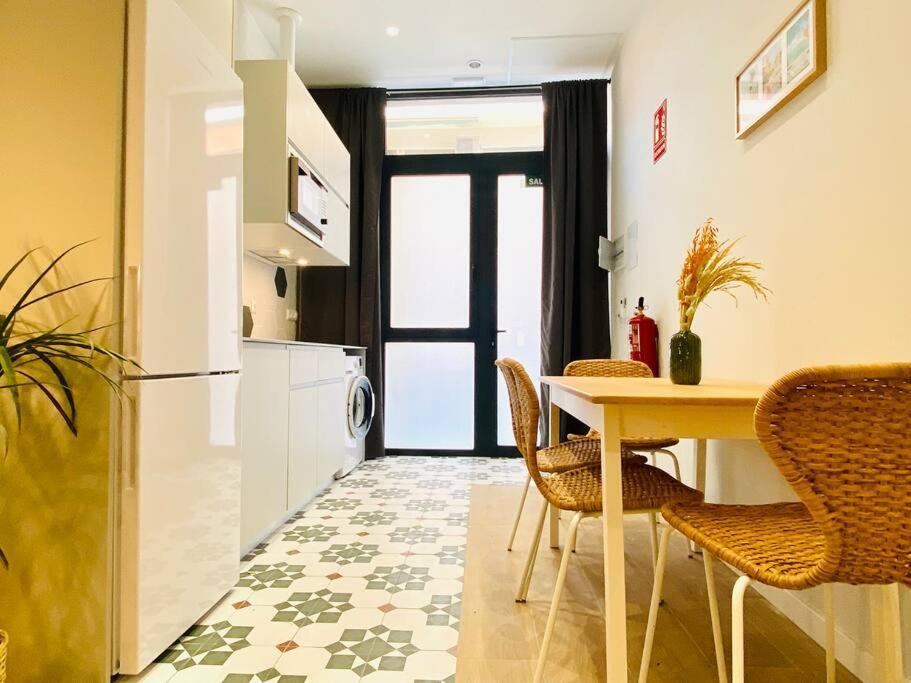 Cabanyal 4 - New & Stylish By The Appartement *
